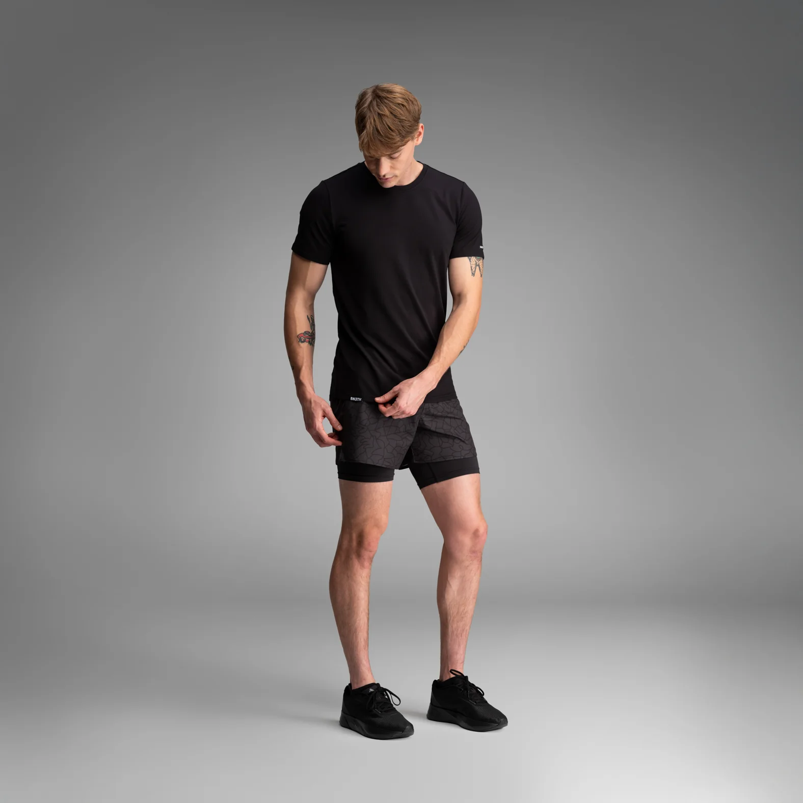 Crew T-Shirt: Lucas Beaufort Character - Black - Image 4